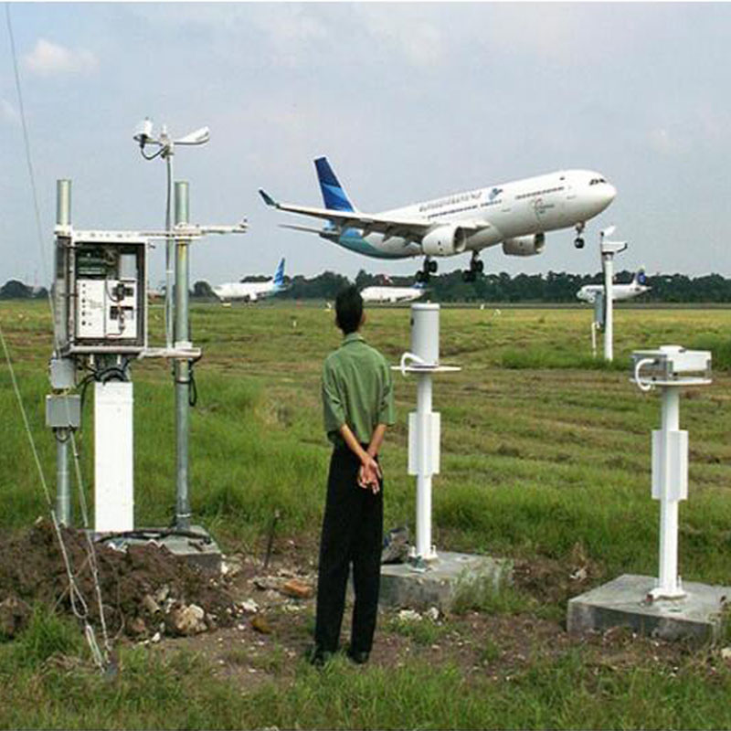 Automated airport weather station