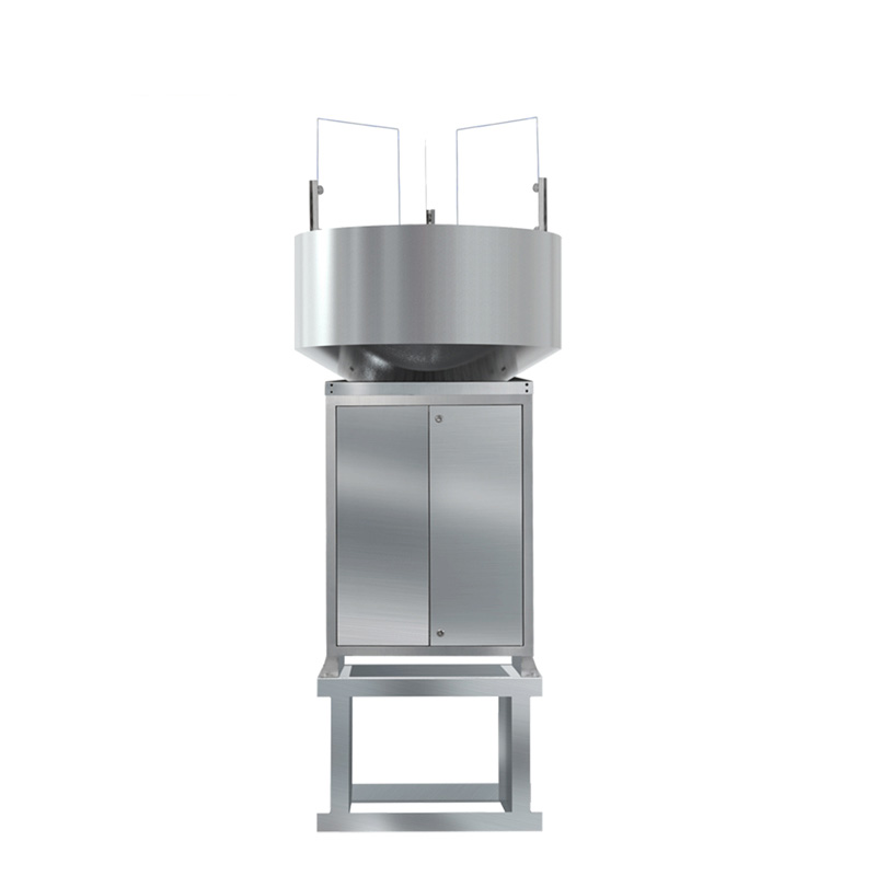 The high-altitude monitoring light enables automatic nighttime trapping and data uploading of migratory pests